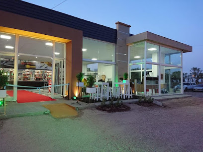 AF1QipN1QkUhhYrDd3HFxZlLW1pJuDrA7YYuTHlXeBpNw408 h306 k no